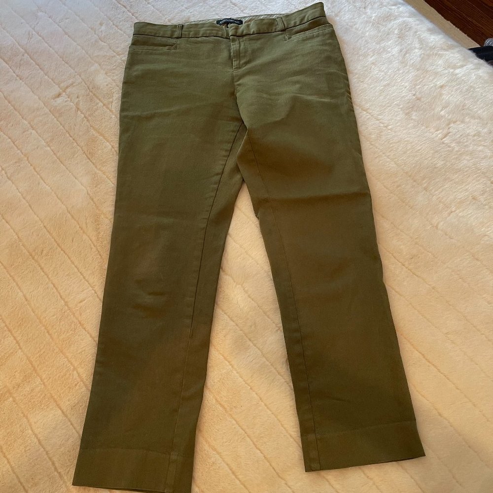Banana Republic, Olive Cotton Capri Pants,